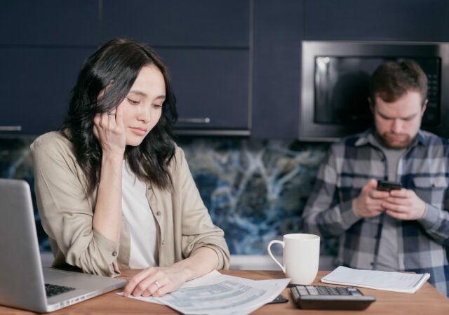 Young Swedes worried about their finances
